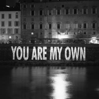 Jenny HOLZER