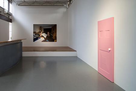 He Xiangyu “Crossed Beliefs” 2013, SCAI THE BATHHOUSE photo by Nobutada Omote