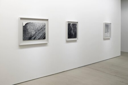 #42 Yuji Takeoka, Kohei Nawa, 2025, SCAI PARK, photo by Nobutada Omote