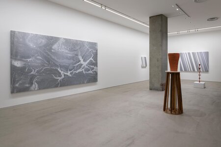 #42 Yuji Takeoka, Kohei Nawa, 2025, SCAI PARK, photo by Nobutada Omote