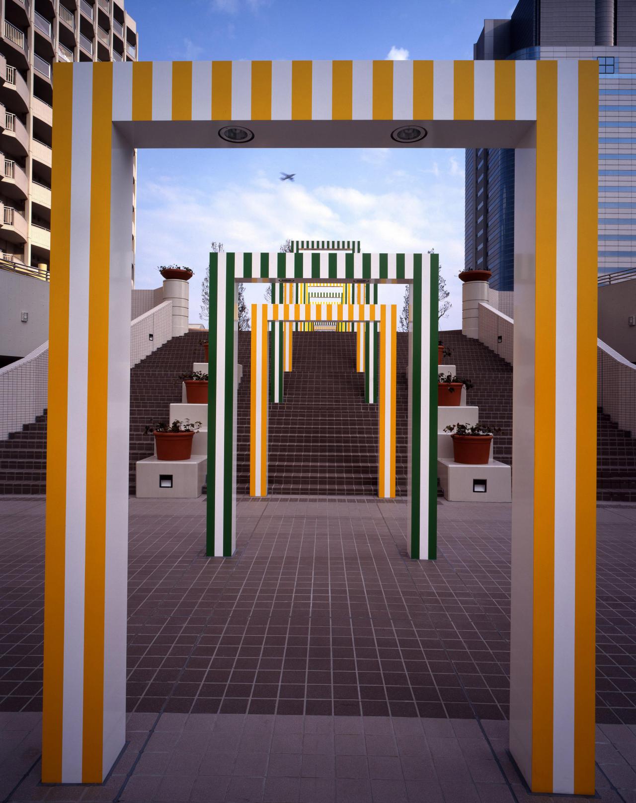 SCAI THE BATHHOUSE | Projects | ダニエル・ビュレン「25 PORTICOS」